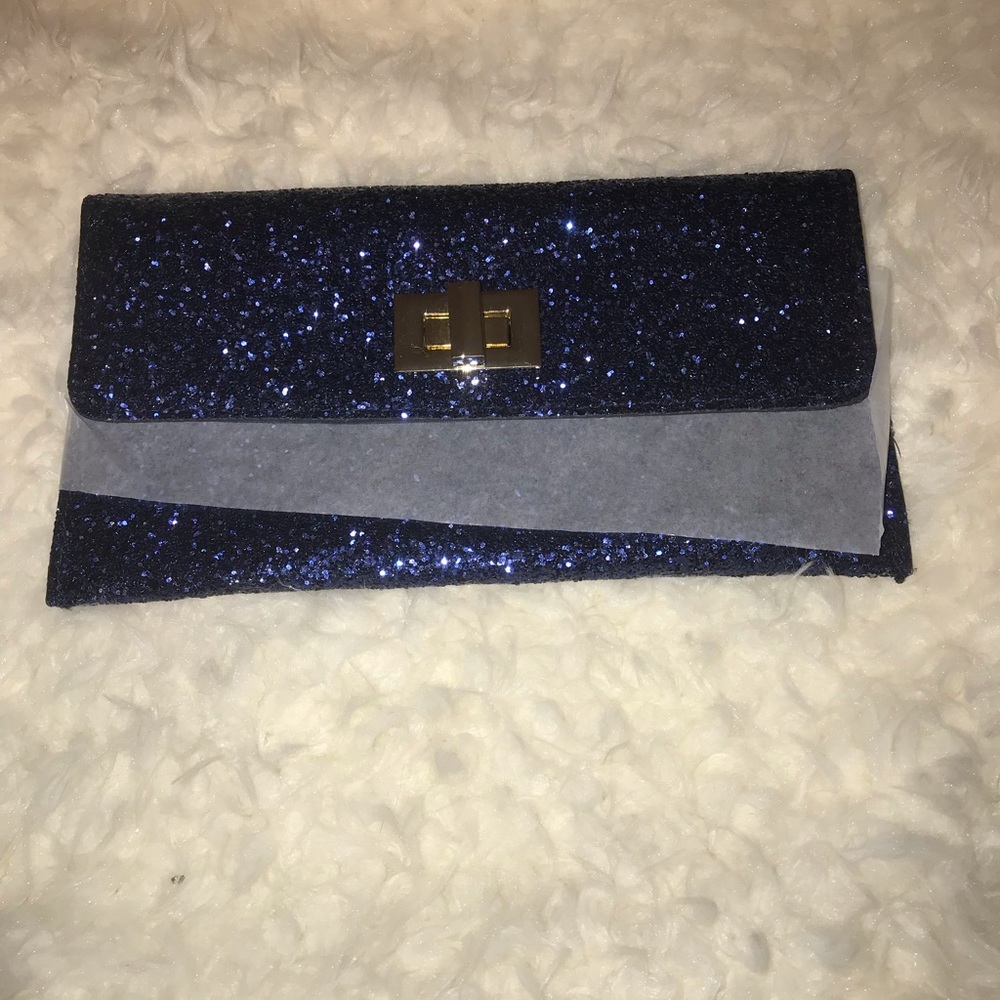 Blue sparkle clutch